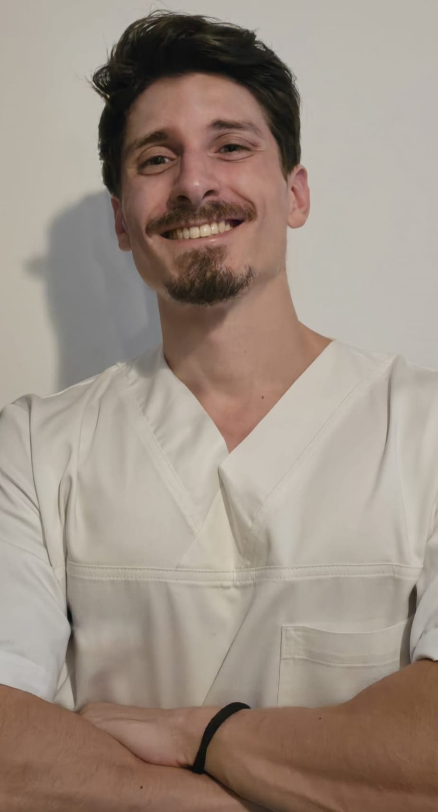 Gabriele Izzi, Osteopata